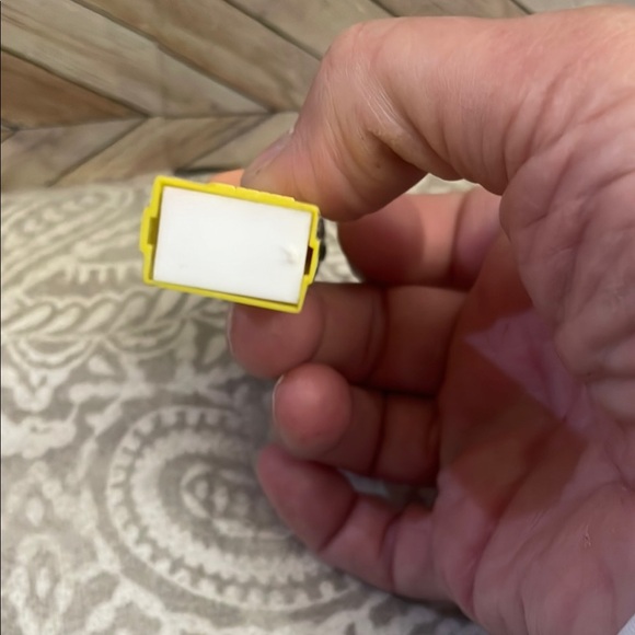 VINTAGE Mickey Mouse Disney Pez Dispenser No Feet Vintage Yellow Stem Footless - Picture 6 of 8